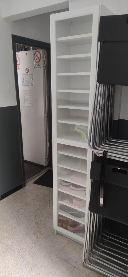 Logement Chambre Seul En Supplement Ou Dortoir Mixte Roquemaure  Exterior photo